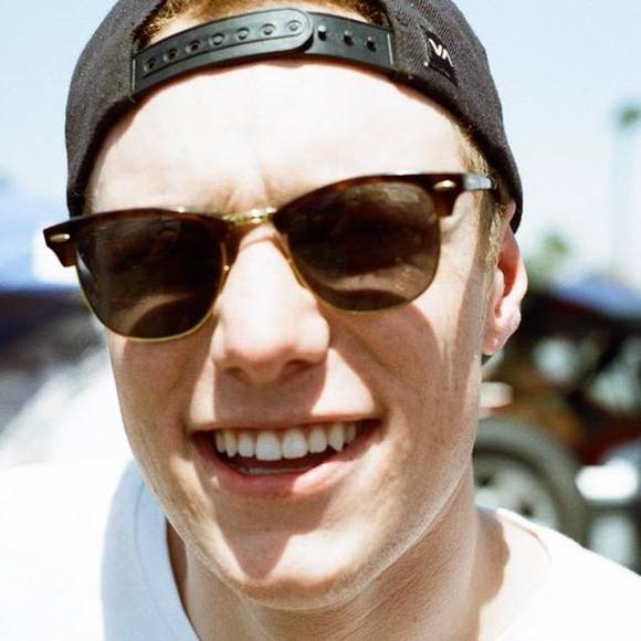 David Foldes - Poshmark Profile Picture of David Foldes (@dfoldesjr) on Poshmark