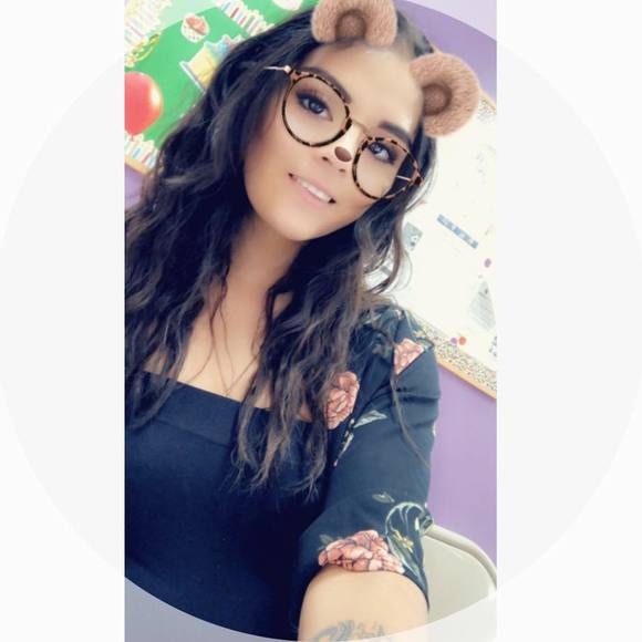 Profile Picture of Tatyana Levario (@tatyanalevario) on Poshmark