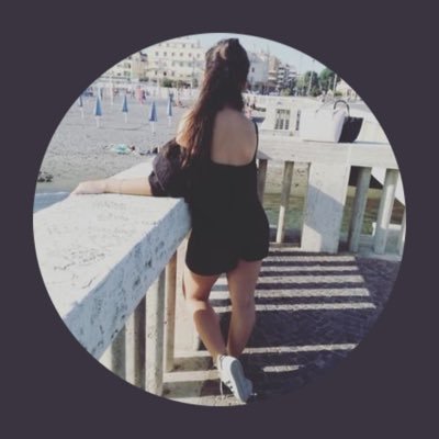 Profile Picture of Lisa Stoneman (@LisaStoneman3) on Twitter