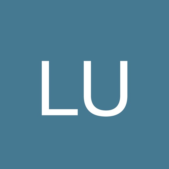 Profile Picture of Linda Ullrich (@lindalullrich) on Poshmark