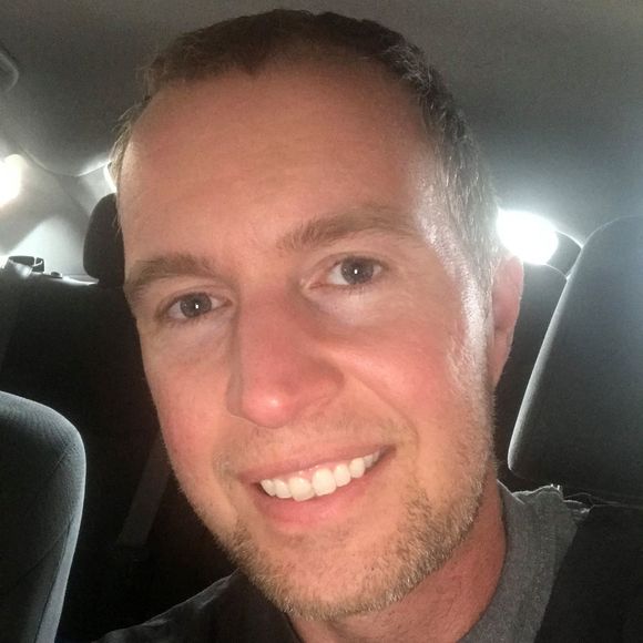 Profile Picture of Eric Hogan (@eric_hogan) on Poshmark