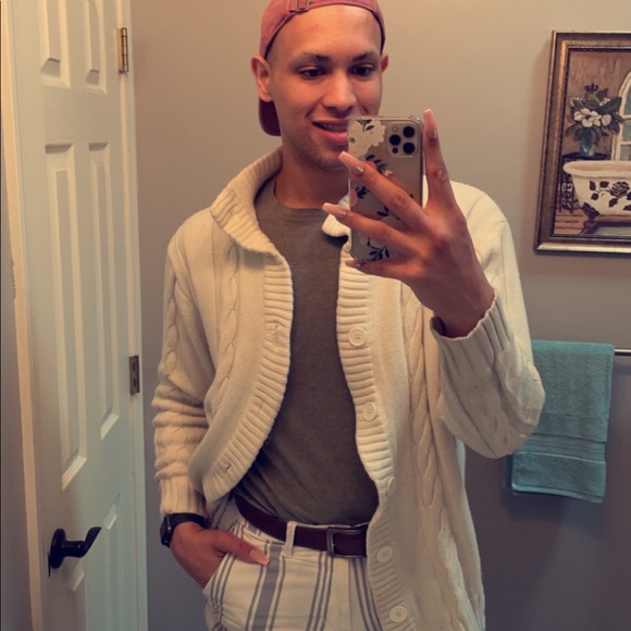 Profile Picture of Roman Lucas (@rlucas570) on Poshmark