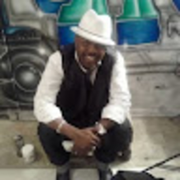 Profile Picture of Corey Winborn (@corey_winborn) on Poshmark