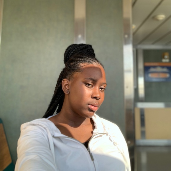 Profile Picture of Shakera Campbell (@keracapalot) on Poshmark