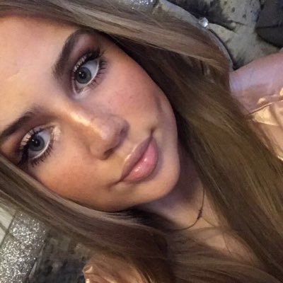 Profile Picture of Amy Cottrell 🖤 (@AmyCottrell16) on Twitter