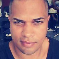 Profile Picture of Lawrence Françe (@lucaslaurence96) on Twitter