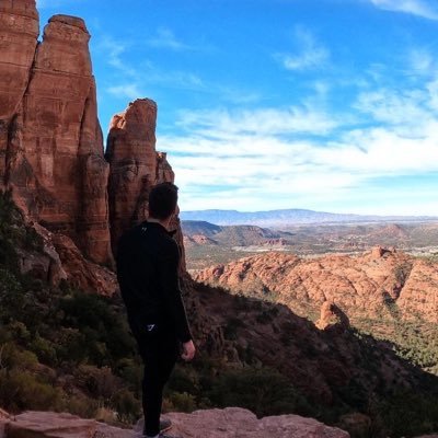 Profile Picture of Taylor Hoffmann (@TaylorHoffmann2) on Twitter