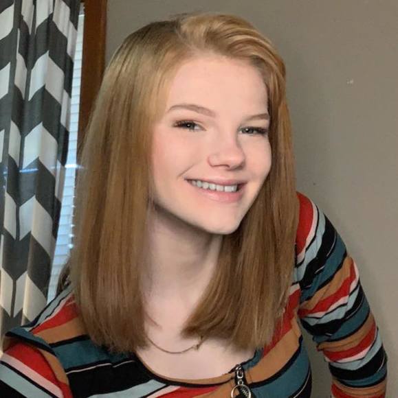 Profile Picture of Taylor Krickbaum (@taylorkrickbaum) on Poshmark