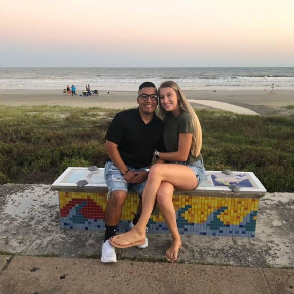Profile Picture of Carly Weidemann (@carly_weidemann) on Poshmark