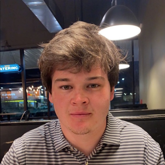 Profile Picture of Brandon Jacobs (@brandonjacobs00) on Poshmark