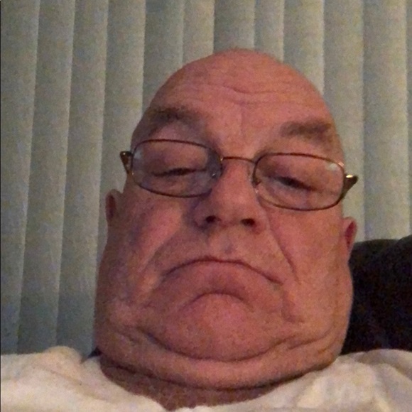 Profile Picture of James Roe (@jamesroe) on Poshmark