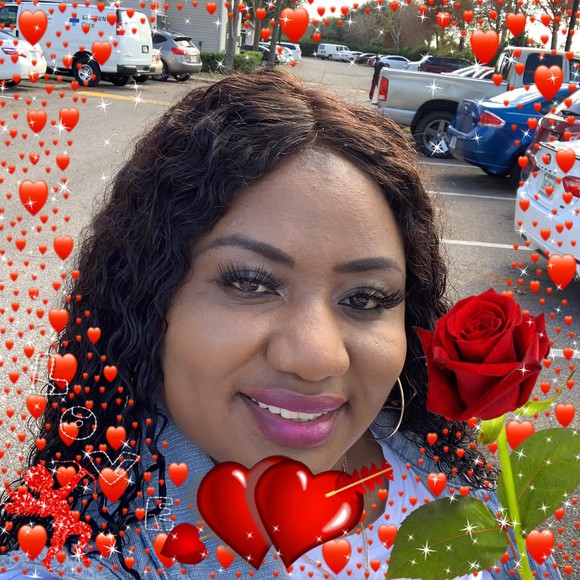 Becka Grant - Poshmark Profile Picture of Becka Grant (@sobrenagrant) on Poshmark