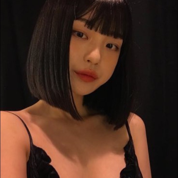 Profile Picture of Tyra Carota (@tyraisabella) on Poshmark