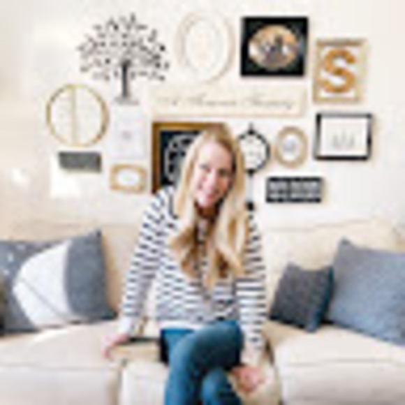 Profile Picture of Lori Sheets (@lorisheets) on Poshmark
