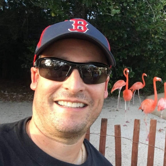 Profile Picture of Brian Soares (@gameroompinball) on Poshmark