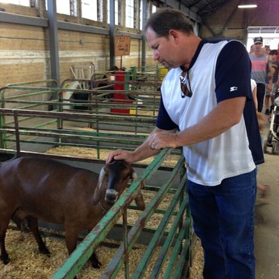 Profile Picture of Jay Cupples (@Jaycupples2) on Twitter