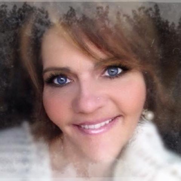 Profile Picture of Kimber Kosanke (@kimberk1890) on Poshmark