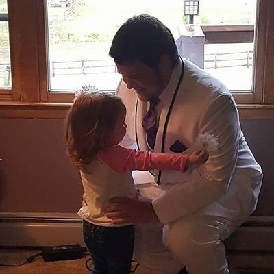 Profile Picture of Chris Hupp (@chrishupp12) on Twitter