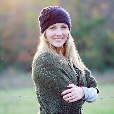 Profile Picture of Kayleigh Evans (@1Larter) on Twitter