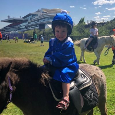 Profile Picture of Damian Ryan (@chiefaryan) on Twitter