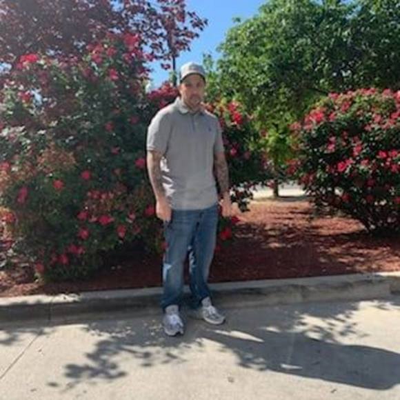 Profile Picture of Al Majett (@uptownal34) on Poshmark