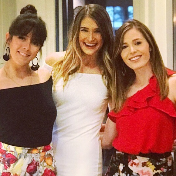 Profile Picture of Kat Wolpert (@meowolpert) on Poshmark