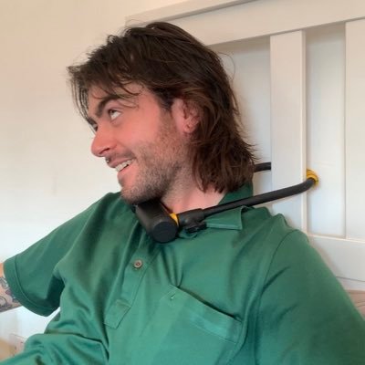 Profile Picture of Lee Patrick Devlin (@nilvedeel) on Twitter
