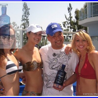 Profile Picture of Chris Kim (@thechriskim) on Twitter