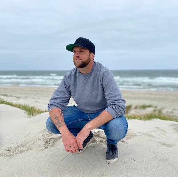 Profile Picture of Thomas Doty (@thomasdoty) on Poshmark
