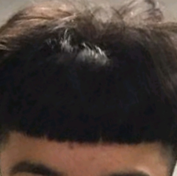 Profile Picture of Isaac Salinas (@affearful) on Poshmark