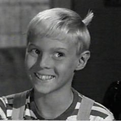 Profile Picture of Dennis The Menace (@Dennisyu17) on Twitter