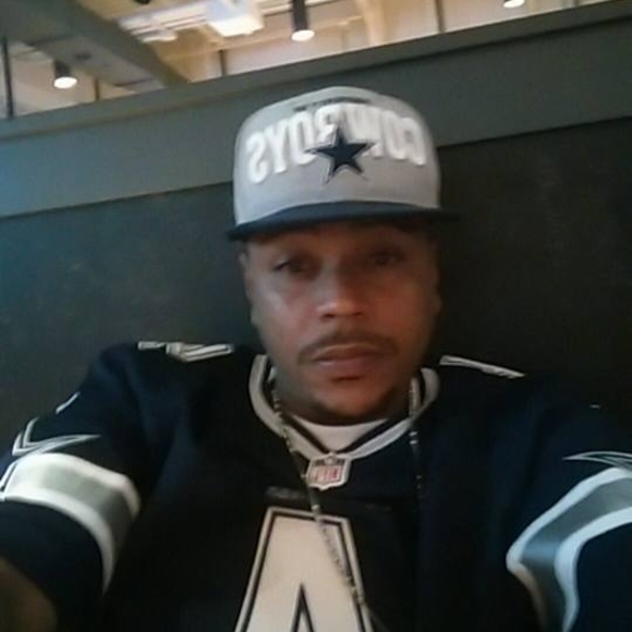 Profile Picture of Anthony Hicks (@texasboi76543) on Poshmark