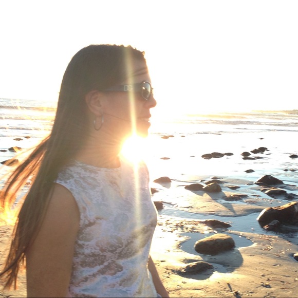 Profile Picture of Suzy Dobreski (@suzydobreski) on Poshmark