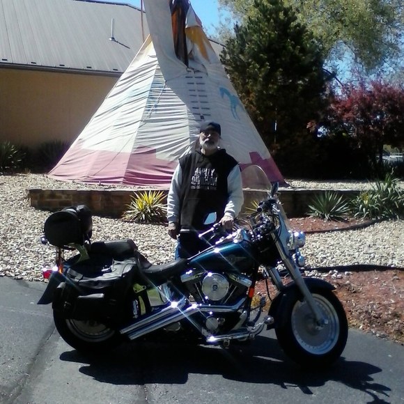 Profile Picture of Shawnee Dushane (@shawneedushane) on Poshmark