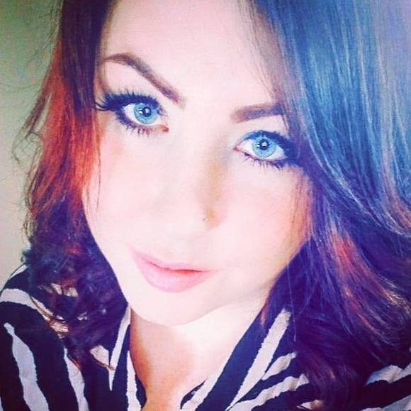 Profile Picture of Erica Wiens (@cantaloupes1328) on Poshmark