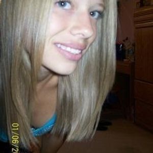 Profile Picture of Stephanie Larkin (@larkin21) on Myspace