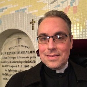 Profile Picture of Fr. Jason P. Stone (@etintroibo) on Twitter