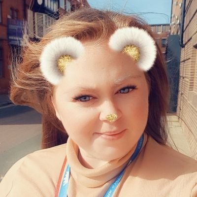 Profile Picture of Rachael Reader (@RachaelReader) on Twitter