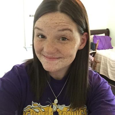 Profile Picture of Alaina Roberts (@Cleopatralainar) on Twitter