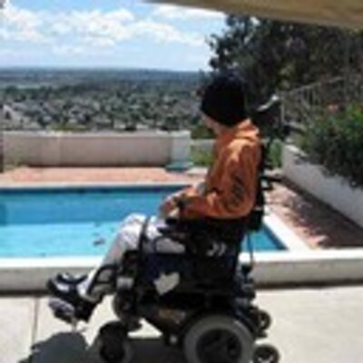 Profile Picture of Candace Clarke (@can_clarke) on Twitter