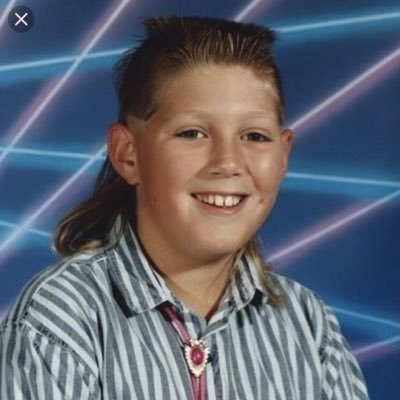 Profile Picture of Lambo Lutze (@Daniel16302055) on Twitter