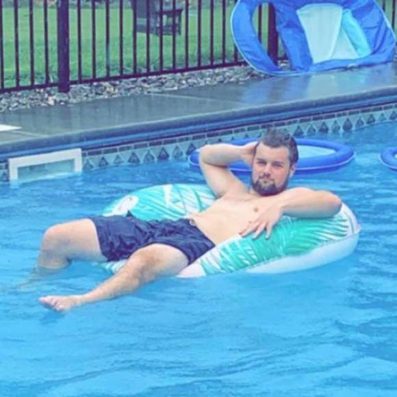 Profile Picture of Stephen Mansell (@americanpride98) on Poshmark