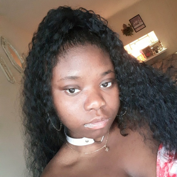 Profile Picture of Tashanti Lindsey (@tashanti1521) on Poshmark