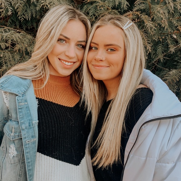 Danika Seabrands - Poshmark Profile Picture of Danika Seabrands (@nikaseabrands) on Poshmark