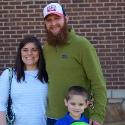 Profile Picture of Patricia Cable (@tipsytraders) on Twitter