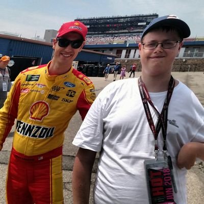 Profile Picture of Nathan Thayer (@TNT4202) on Twitter