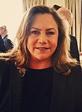 Profile Picture of Kathleen Turner - Wikipediaon Wikipedia