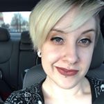 Profile Picture of Leslie R (@loopdeloux) on Instagram