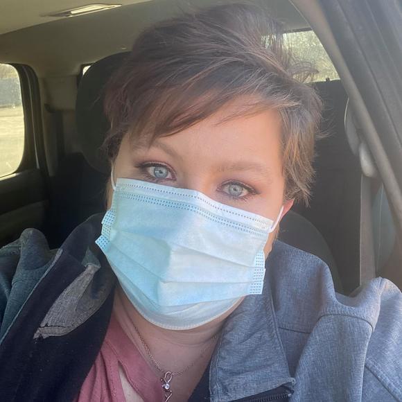 Profile Picture of Jessica Duede (@jrdoodles) on Poshmark