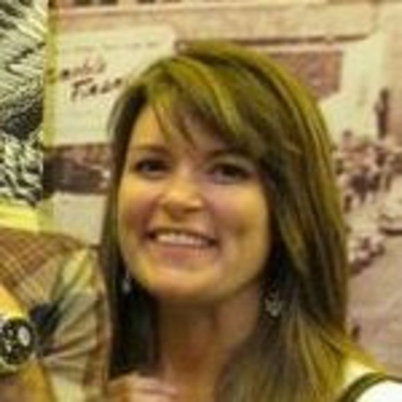 Profile Picture of Raymonda Norlock (@rnorlock) on Poshmark